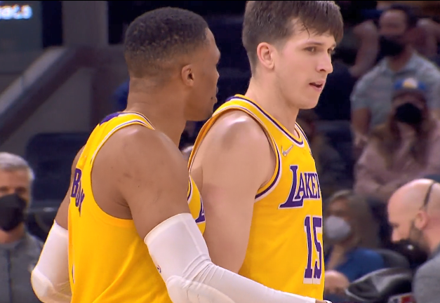 关于穆古鲁扎重要时刻出色发挥，湖人带队取胜！赛场气氛高涨的信息开云棋牌官方